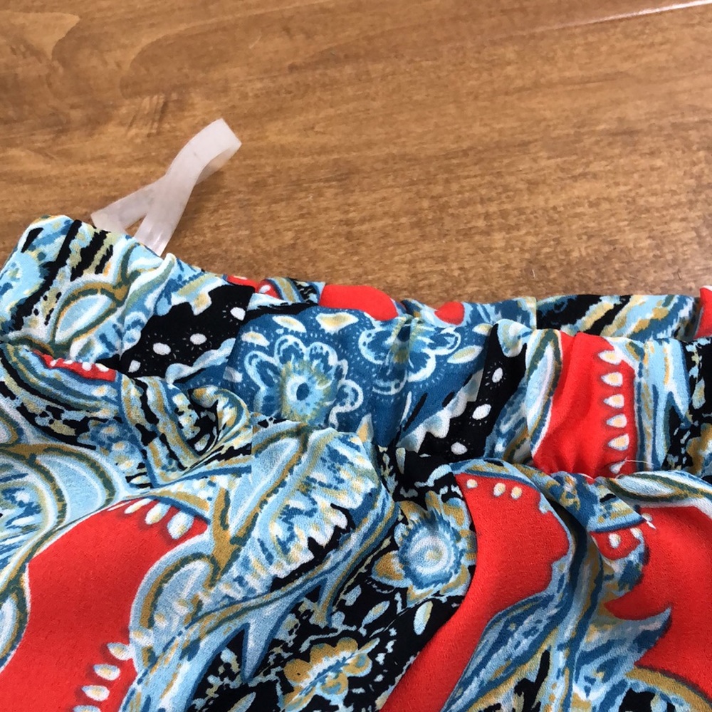 Tyche Off-Shoulder Blouse - Picture 9 of 12